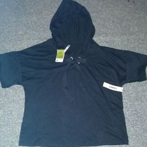 Tresics Short-Sleeve T-Shirt w/Hood